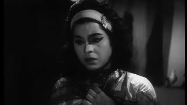 Mere Mehboob Qayamat Hogi, Aaj Rushwa Teri Galiyo Me (Version 2) Video Thumbnail